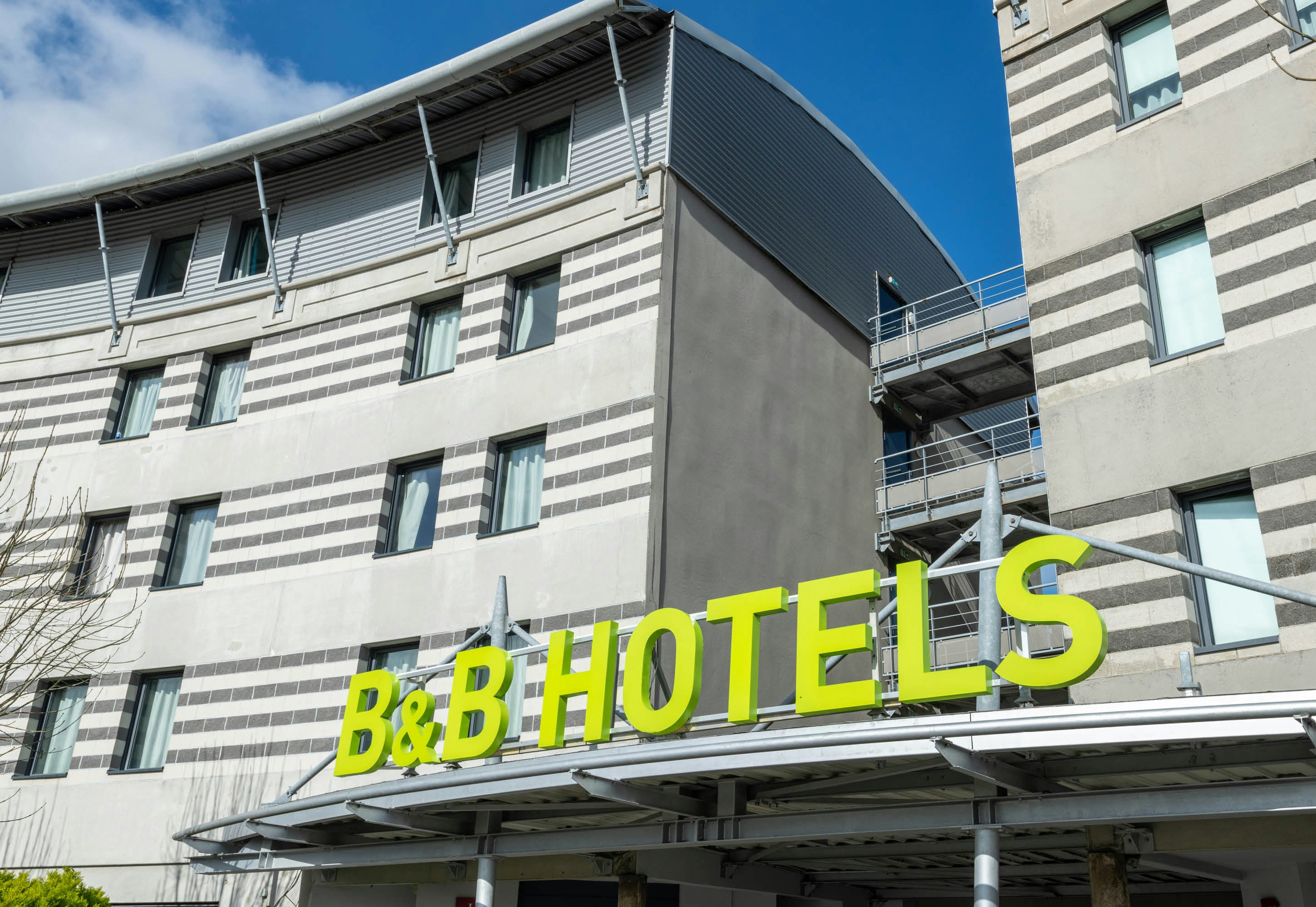 B&B Hotel Calais Terminal City of Europe 3 32/37
