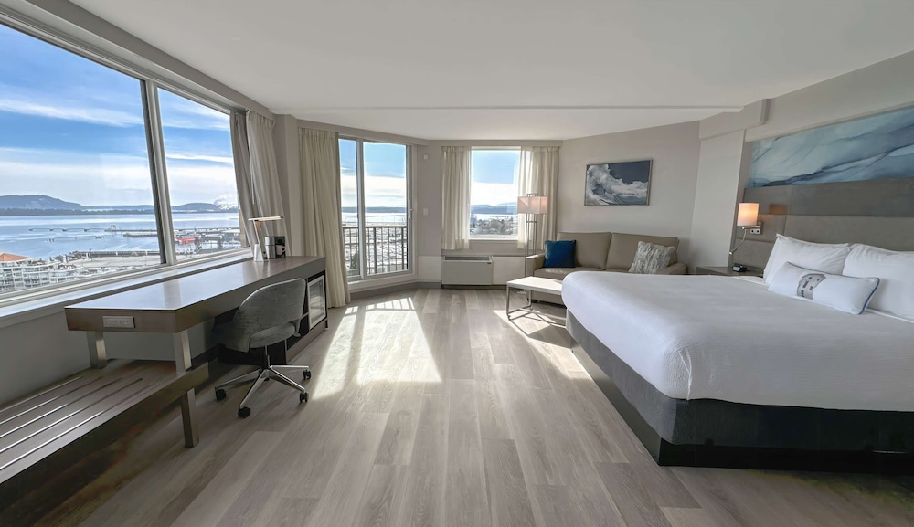 Coast Bastion Hotel 10/50