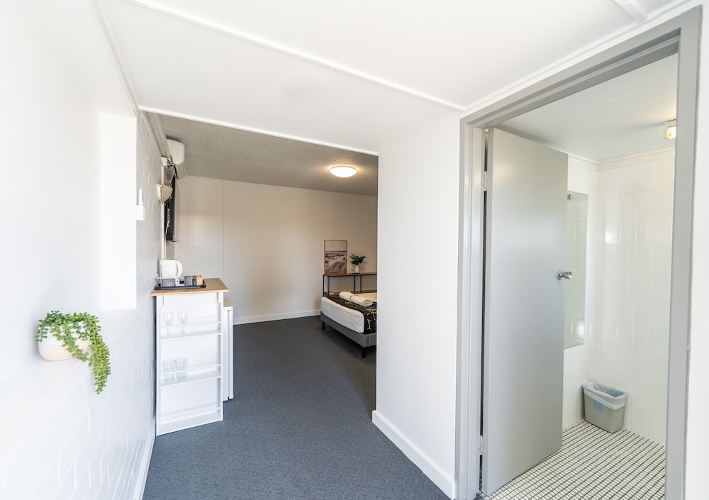 Acacia Ridge Hotel 15/24