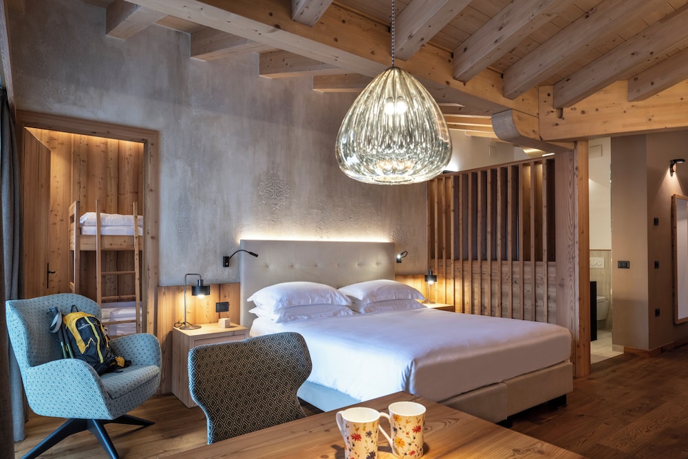 Hotel Ciampedie 16/52