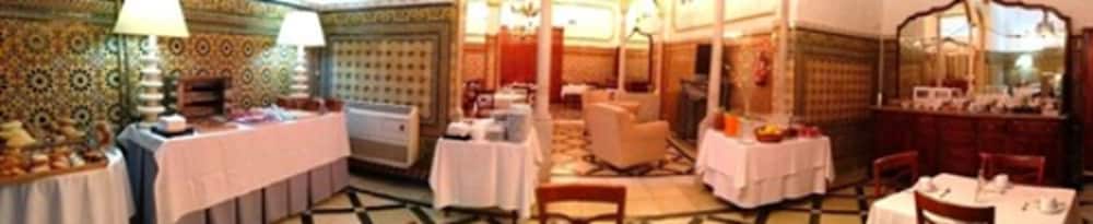 Hotel Simon 32/66