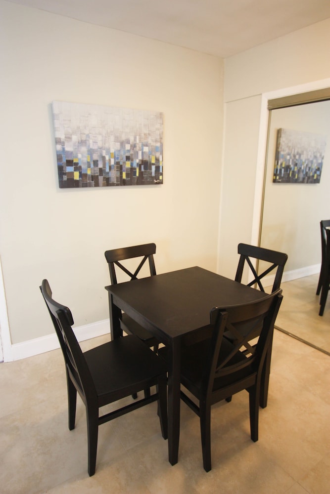 Sunny Isles Apartments 59/73