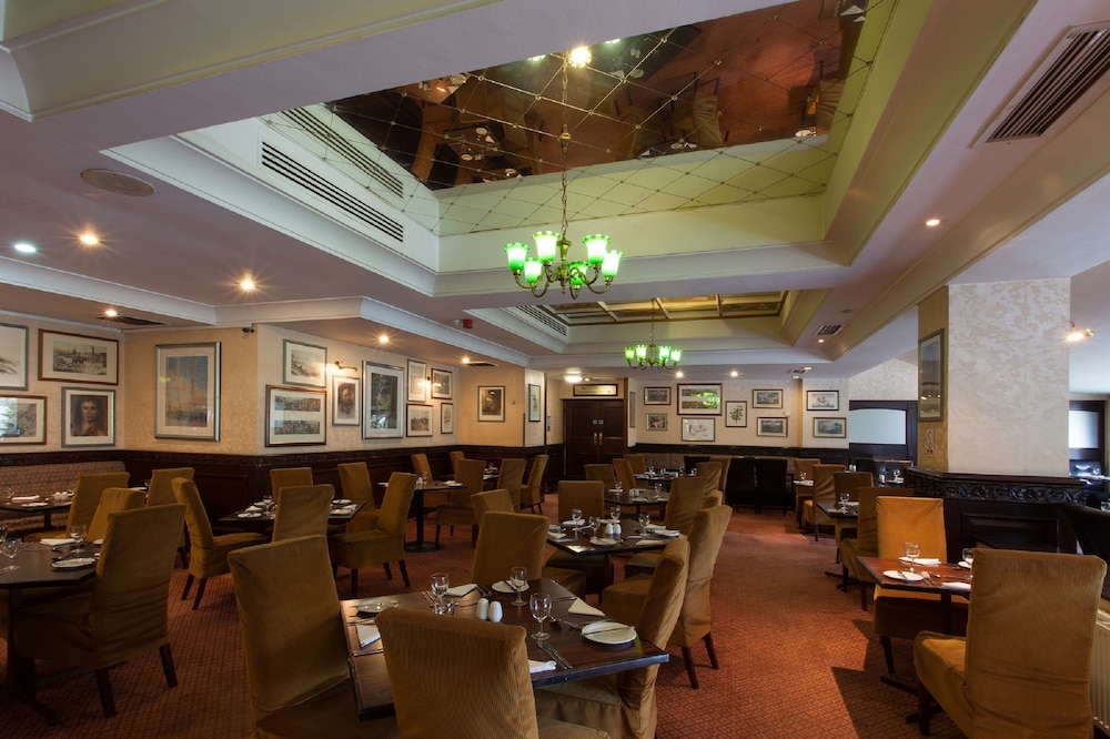 Britannia Hampstead Hotel 52/64