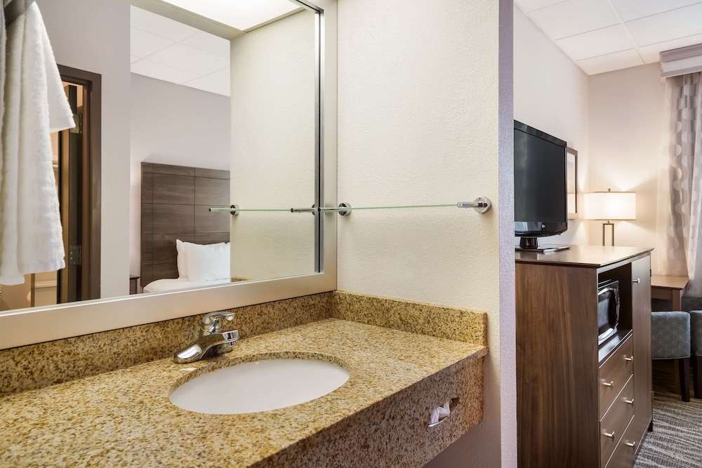 غرفة قياسية بسرير كينج، Best Western Lock Haven 6/8