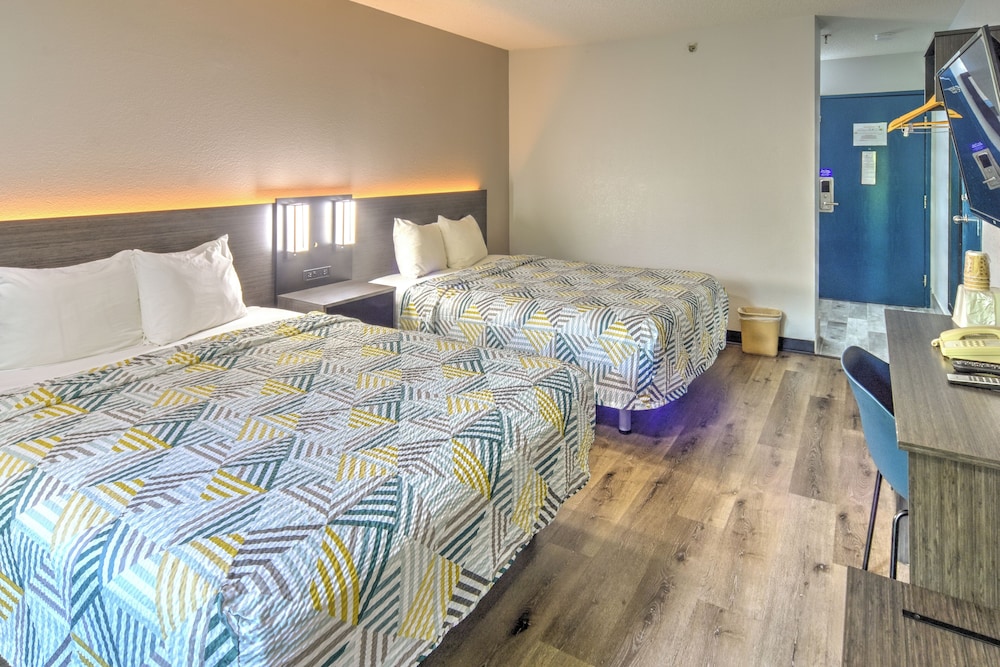 Motel6 Libertyville, IL 22/50
