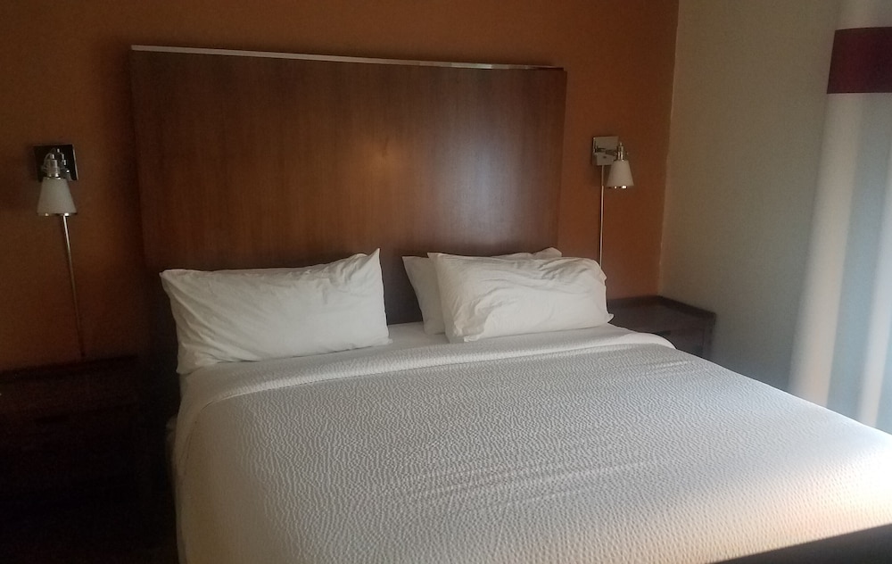 Four Points by Sheraton Columbus - Polaris 8/52