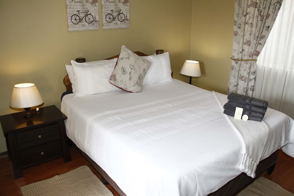 Kalahari Guest House 17/50