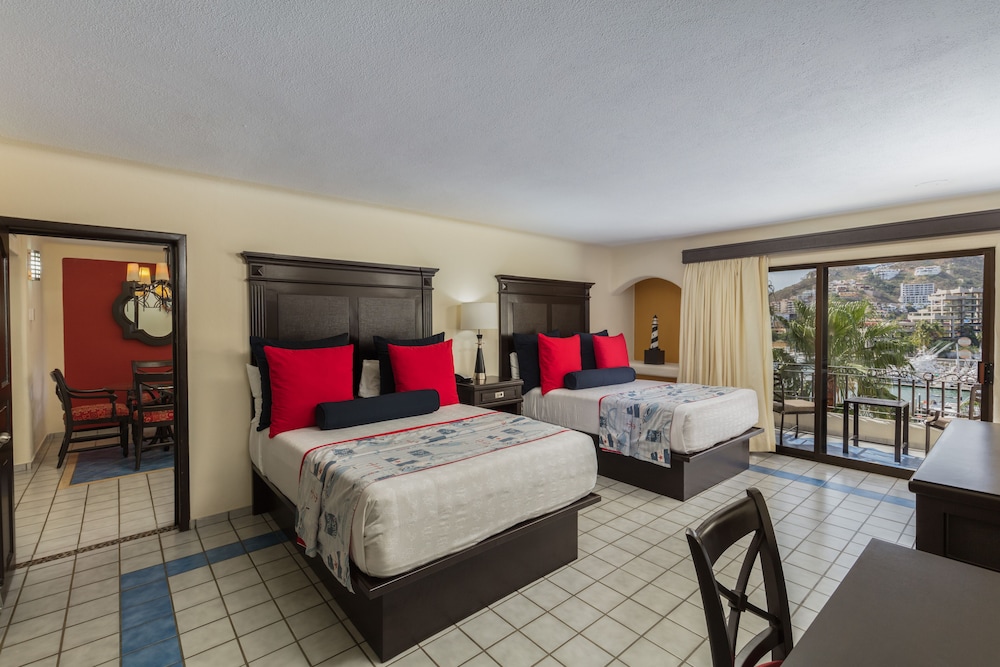 Marina Fiesta Resort and Spa 10/62