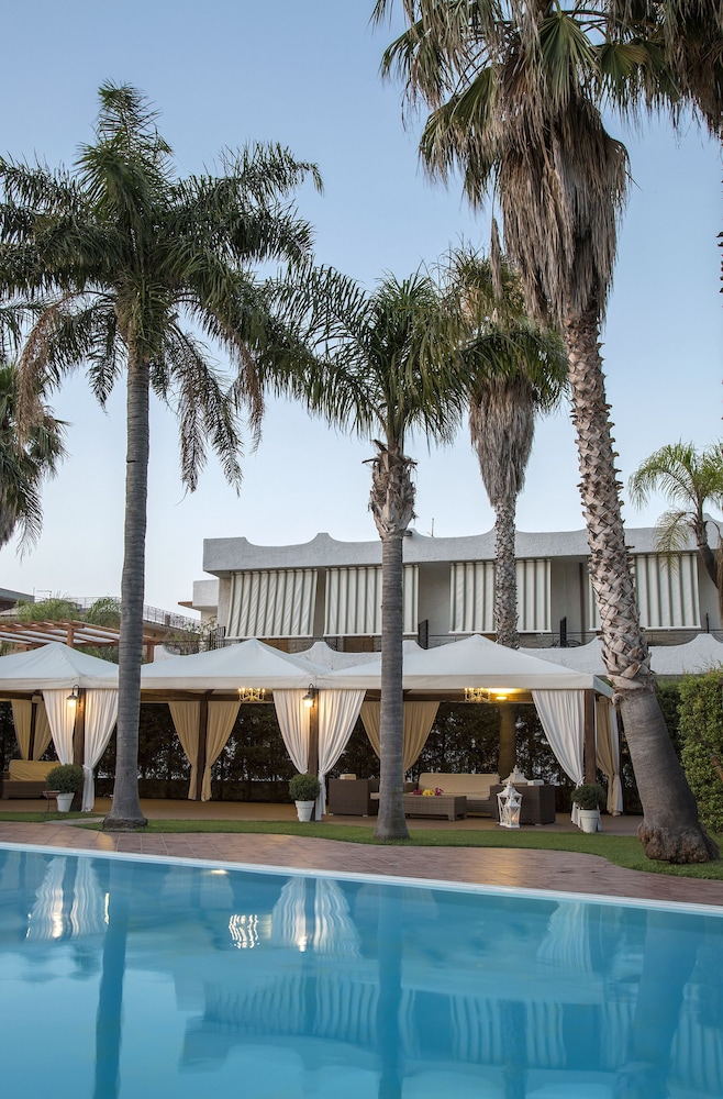 HOTEL REDEBORA 2/45