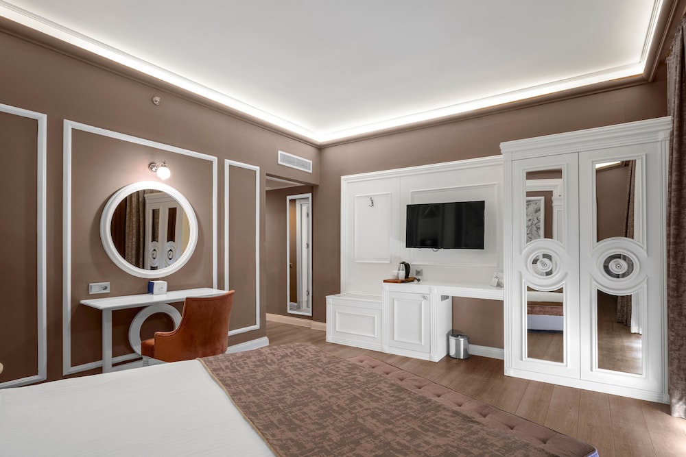 Utopia Resort & Residence 37/57