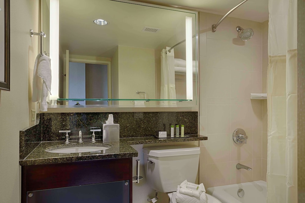 DoubleTree by Hilton Hotel Denver 10/71