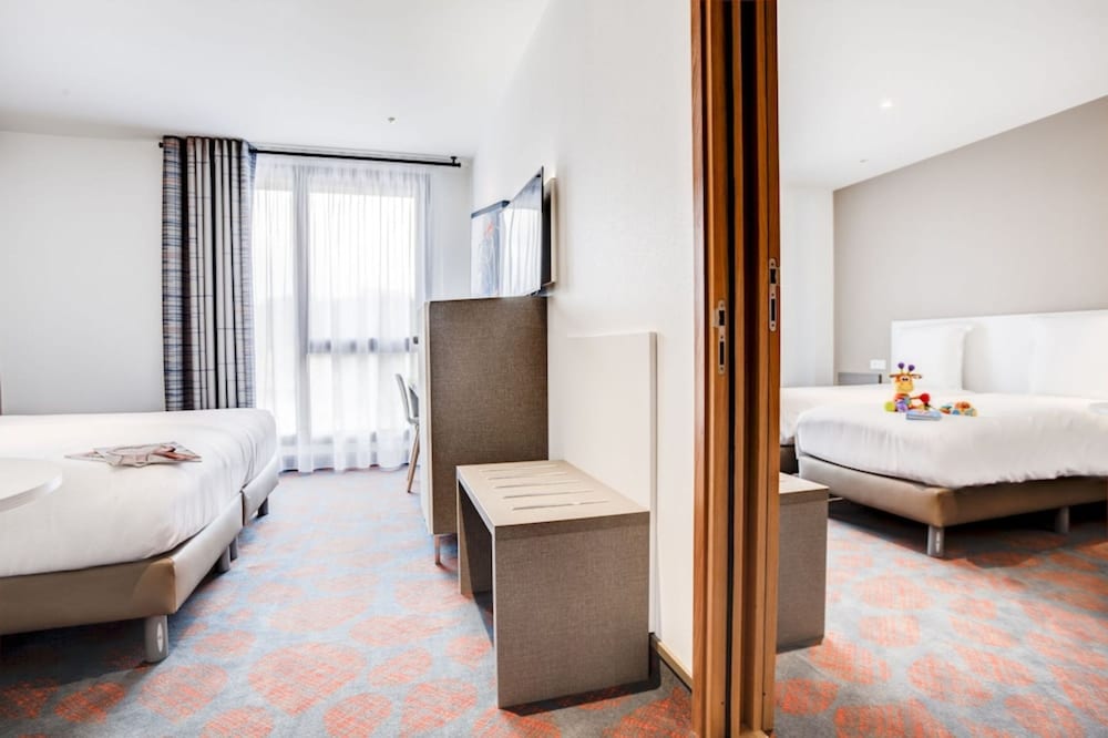 Spark by Hilton Lyon Park Saone 26/61