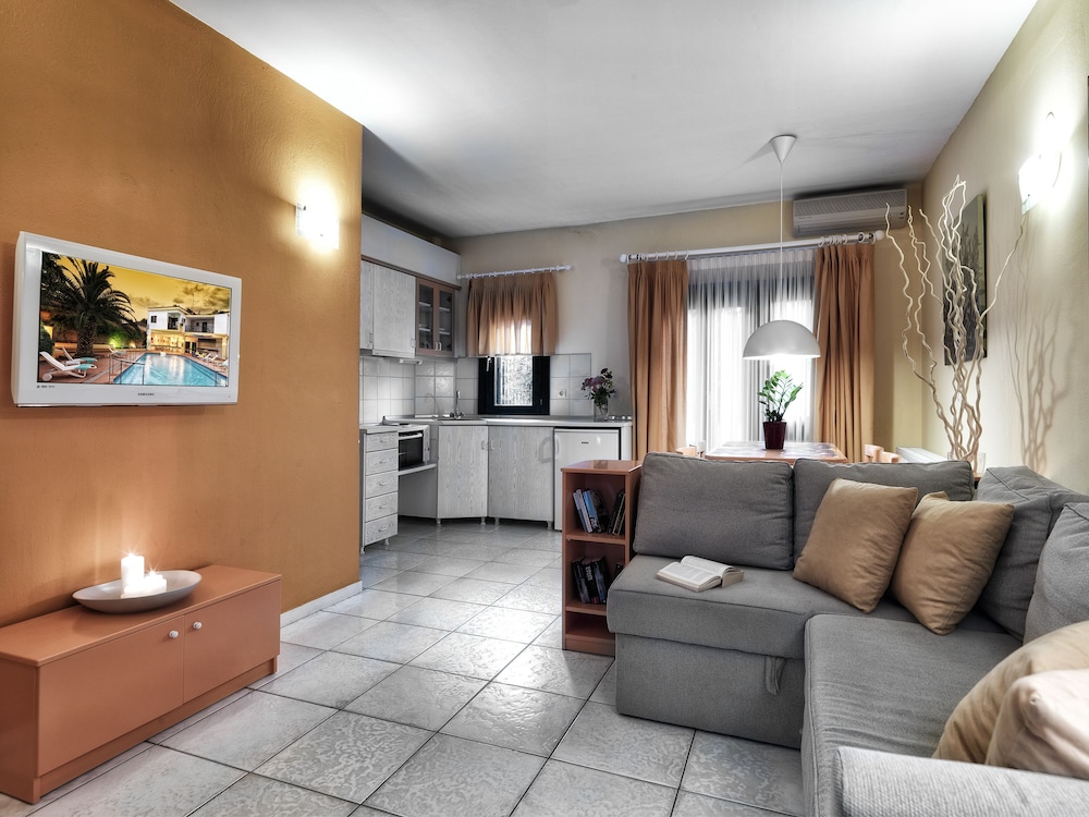 Elia Apartments 28/50
