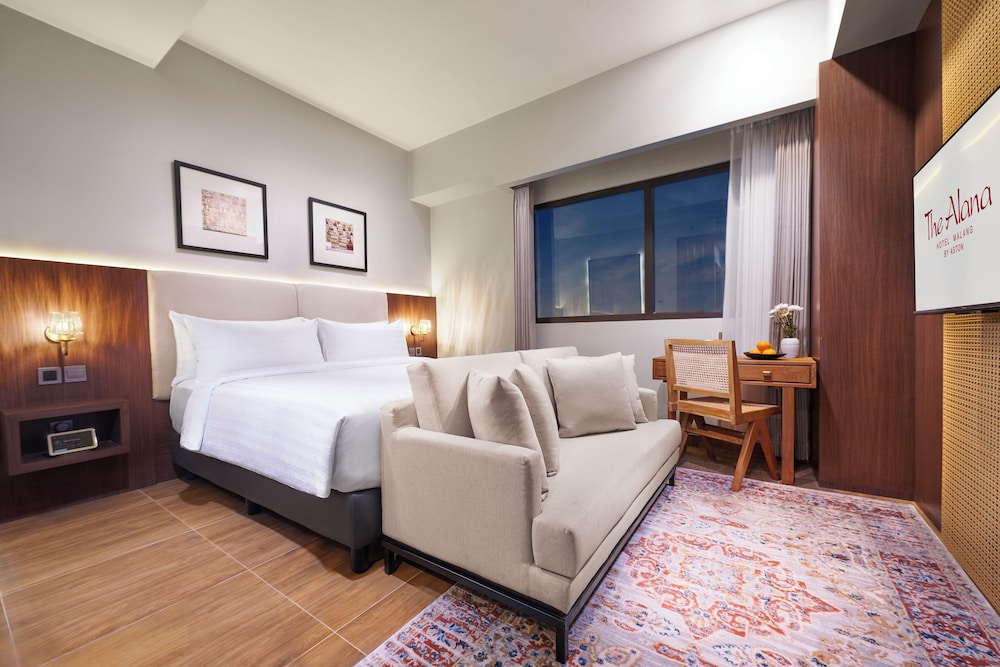 The Alana Hotel and Convention Center Malang 10/36