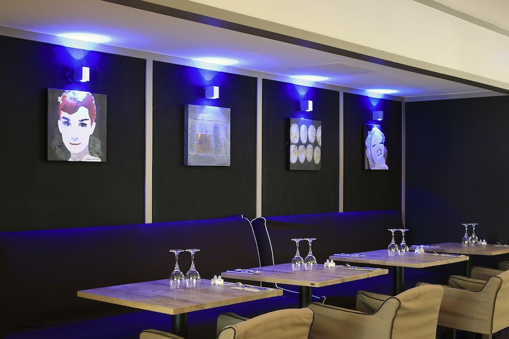 restaurant-cafeteria