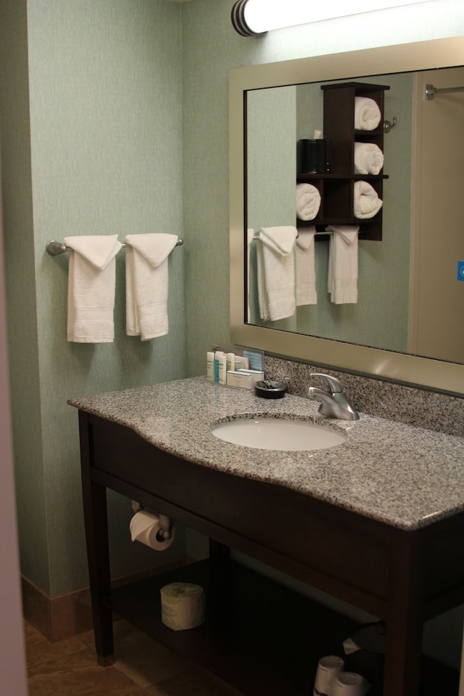 Hampton Inn Minneapolis Shakopee 11/33
