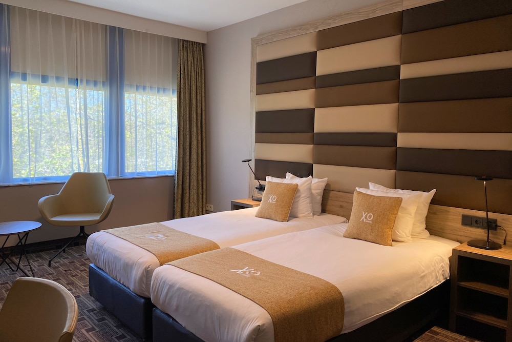 Xo Hotels Blue Square 19/65