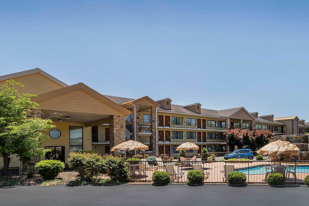 Quality Inn & Suites Sevierville - Pigeon Forge 5/34