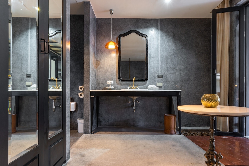 B House Samui (ex The Scent Hotel) 58/61