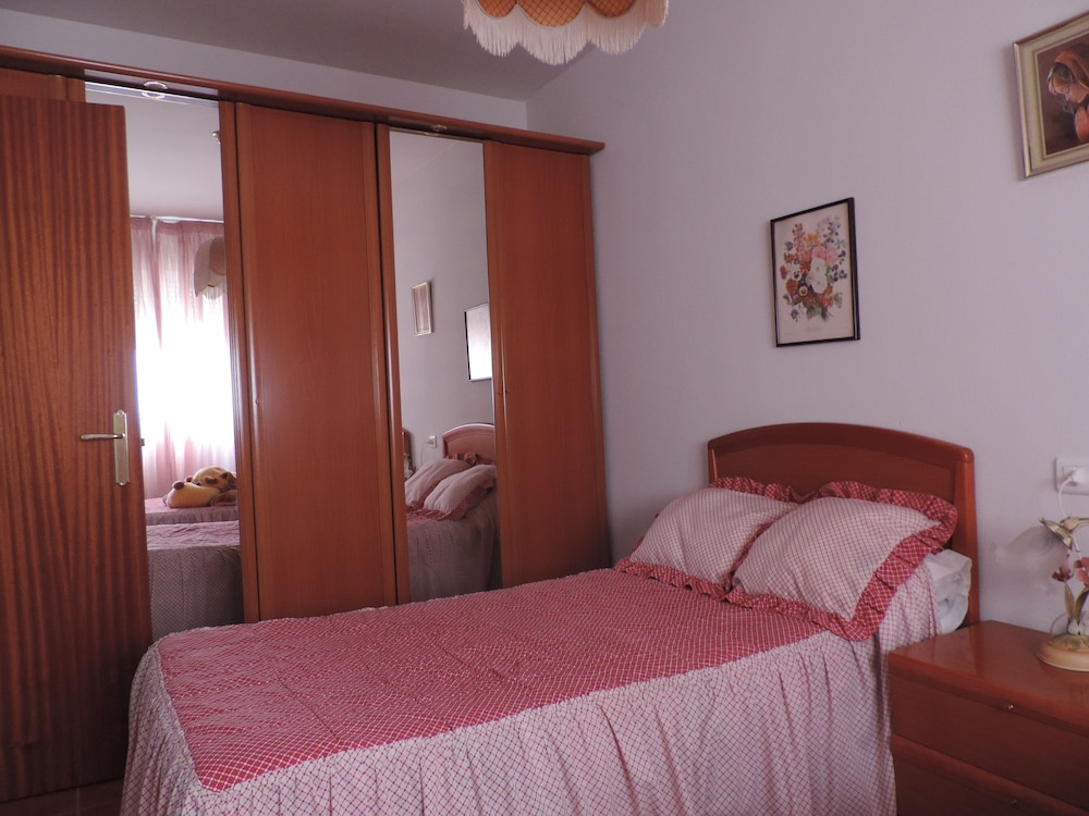 3 Bedrooms, Apartment, 2 Double and Twin Beds