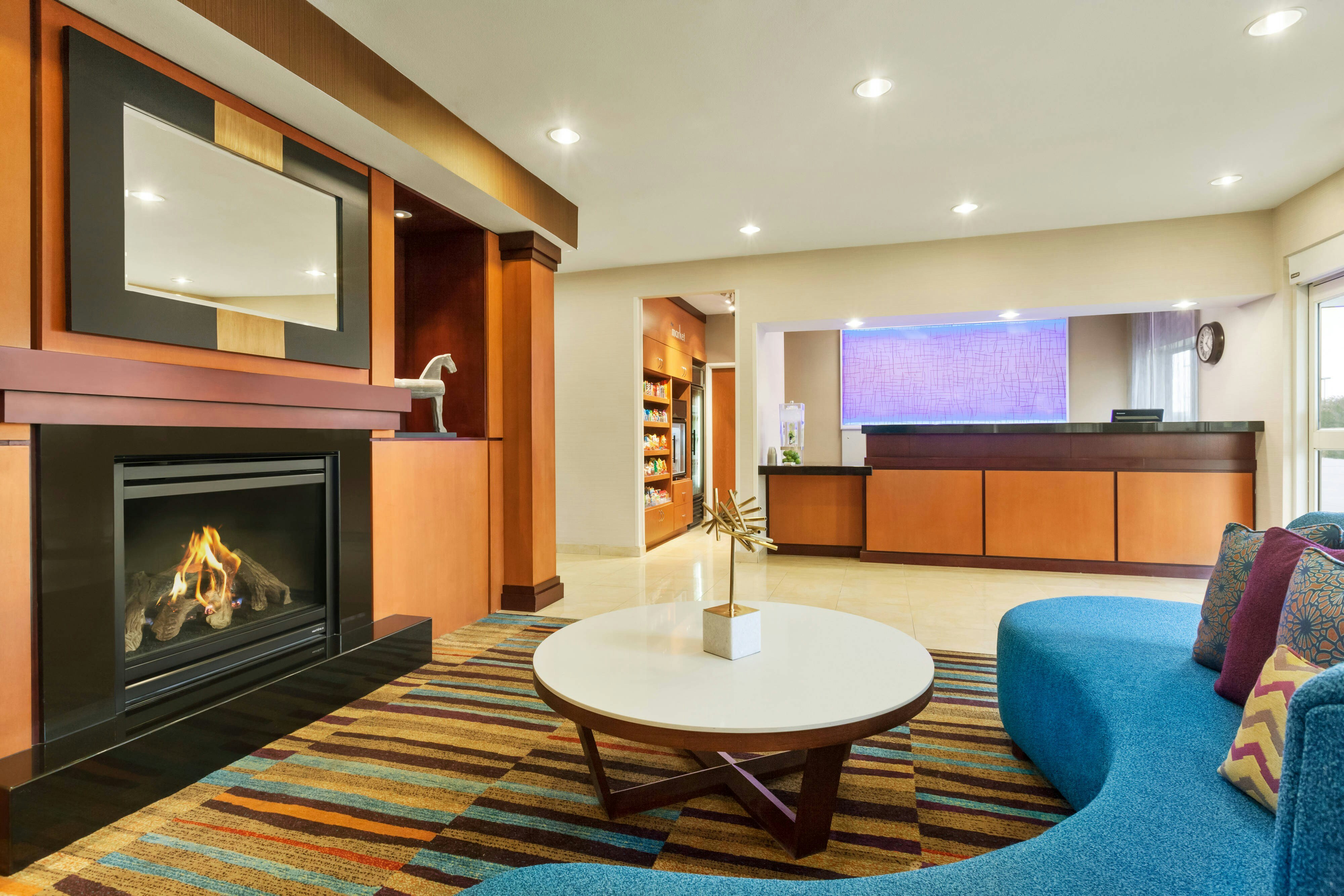 Fairfield Inn and Suites Omaha East/Council Bluffs IA 24/36