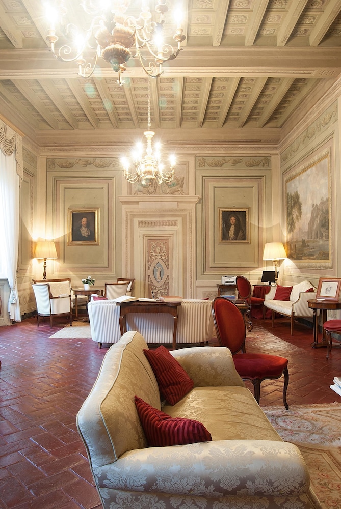 Palazzo Niccolini Al Duomo 54/72