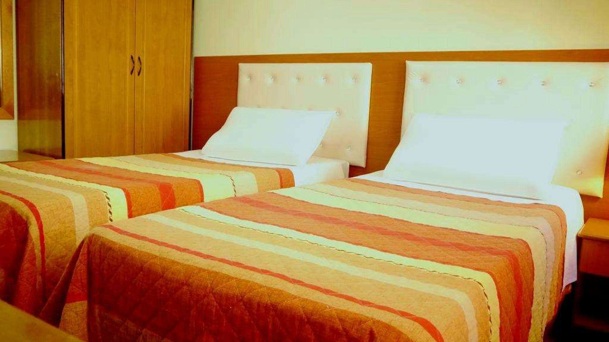 Kruja Hotel 20/65