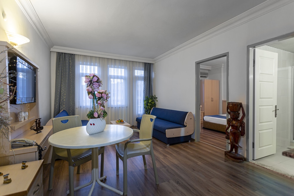 Angora Apart Hotel 10/16