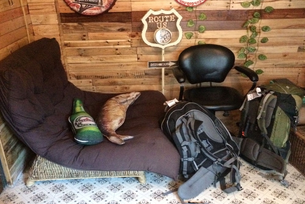 Staying Hostel 8/15