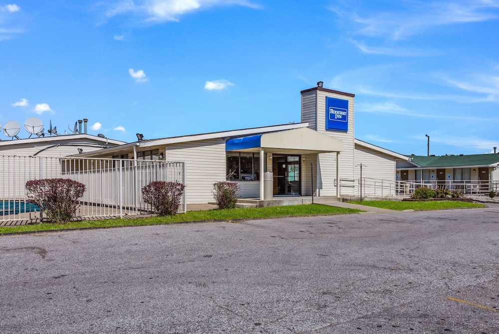Motel6 Cross Lanes, WV–Goff Mountain Rd detail