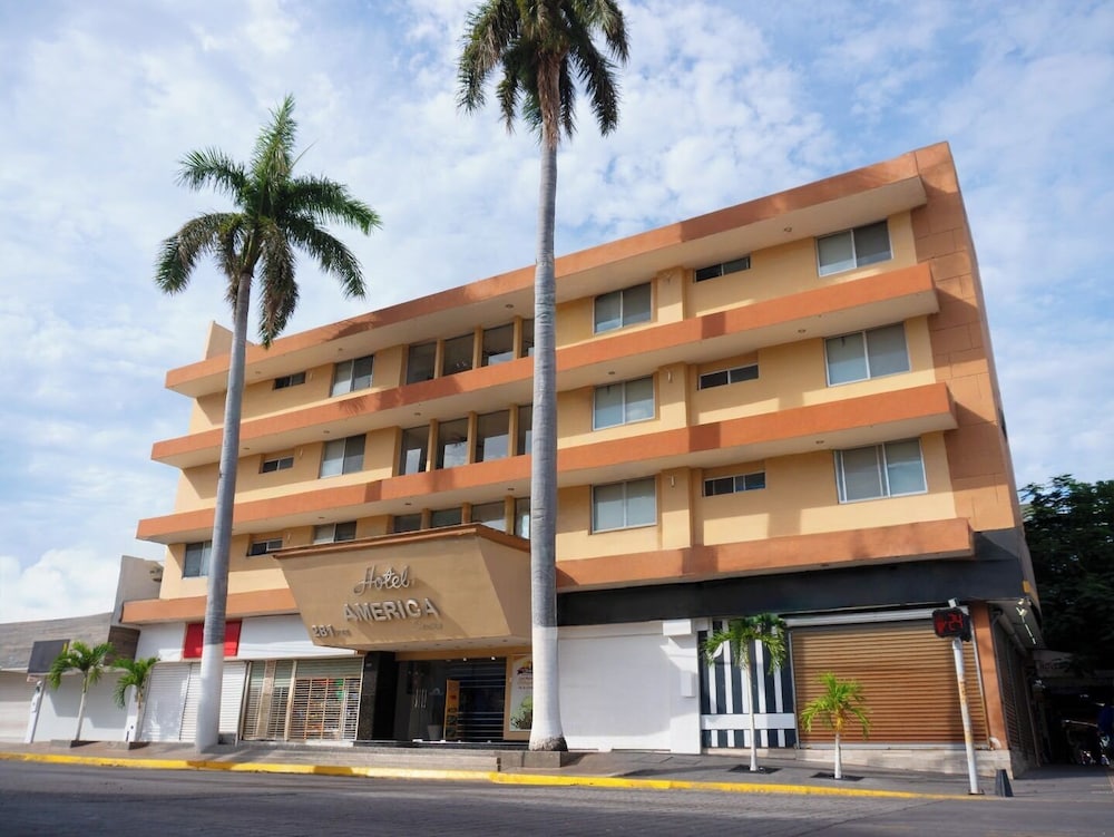 Hotel America Centro 3/67