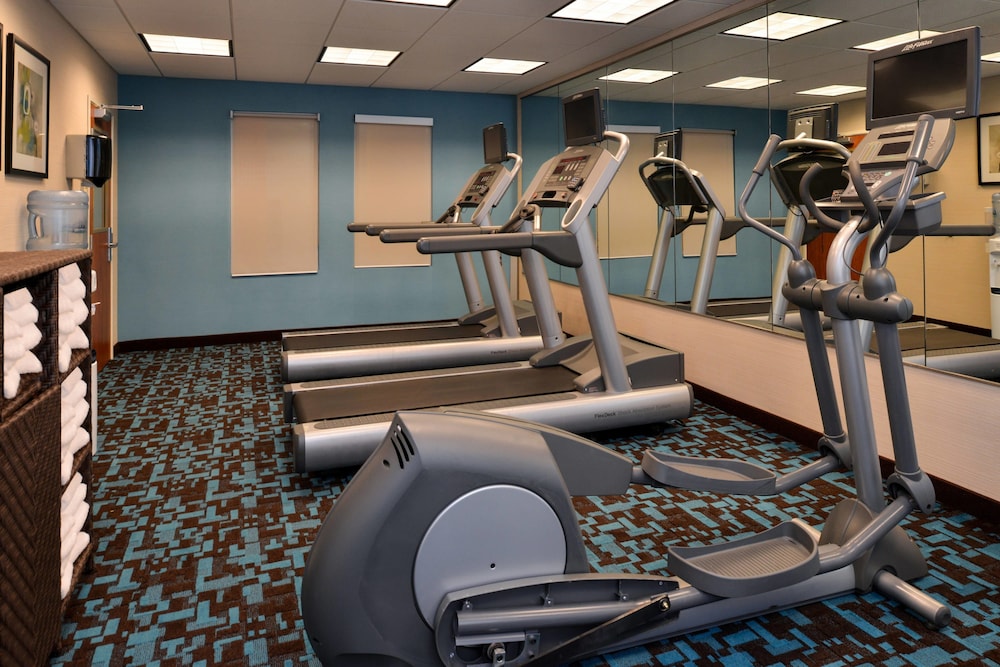 Fairfield Inn Suites Fort Wayne 21/30