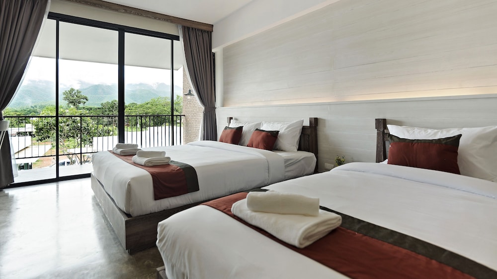 B2 Mae Hong Son Premier Hotel 24/59