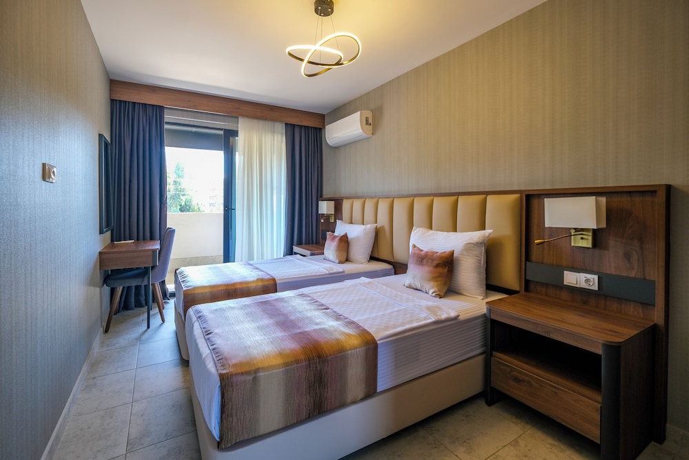 Days Inn by Wyndham Alanya 17/48