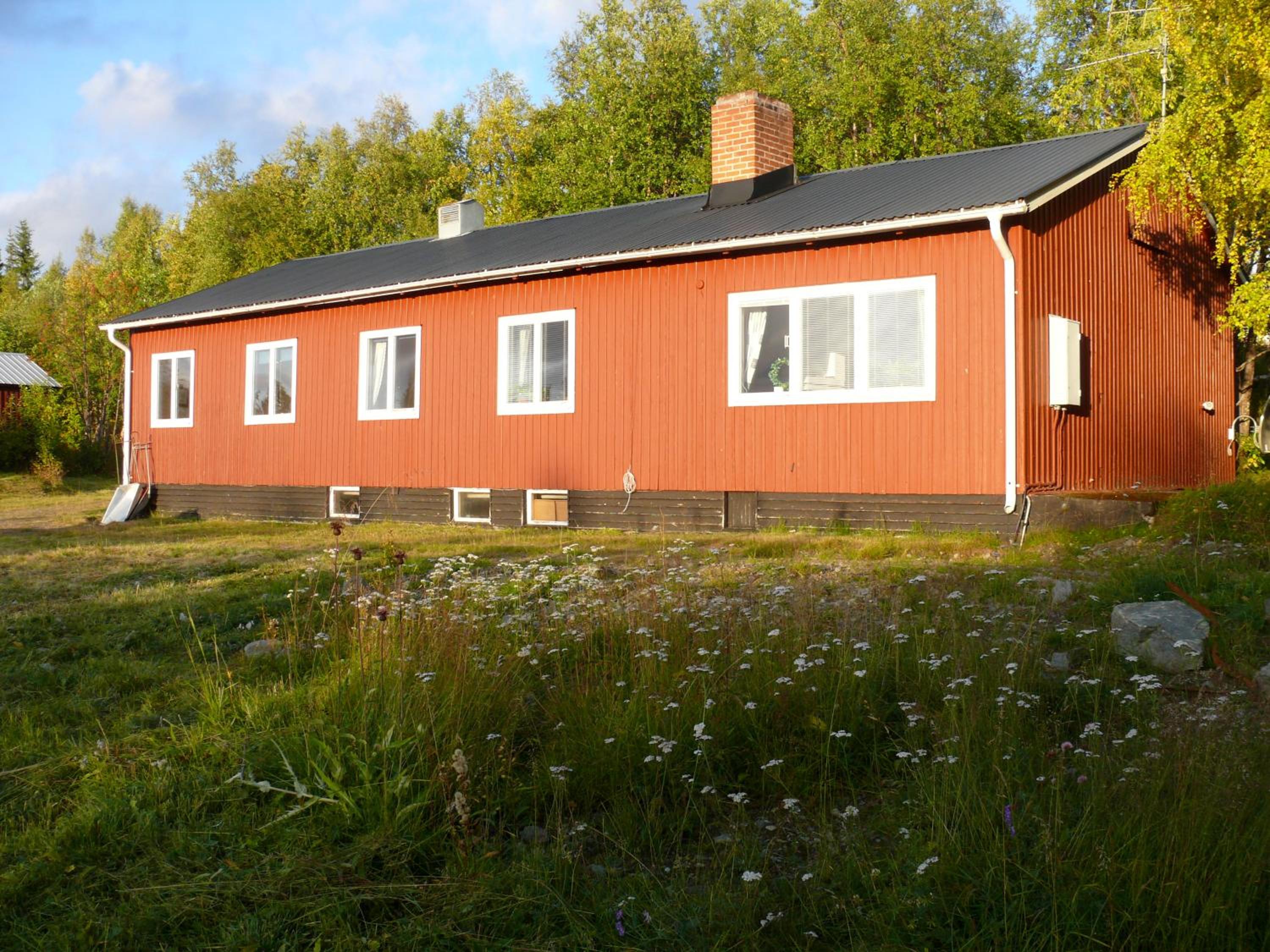 Stora Björnstugan In Laisvallby 46/50