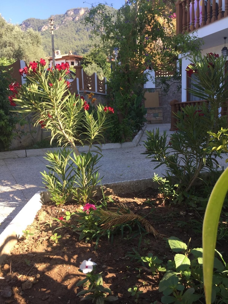 Ates Otel Akyaka 34/46