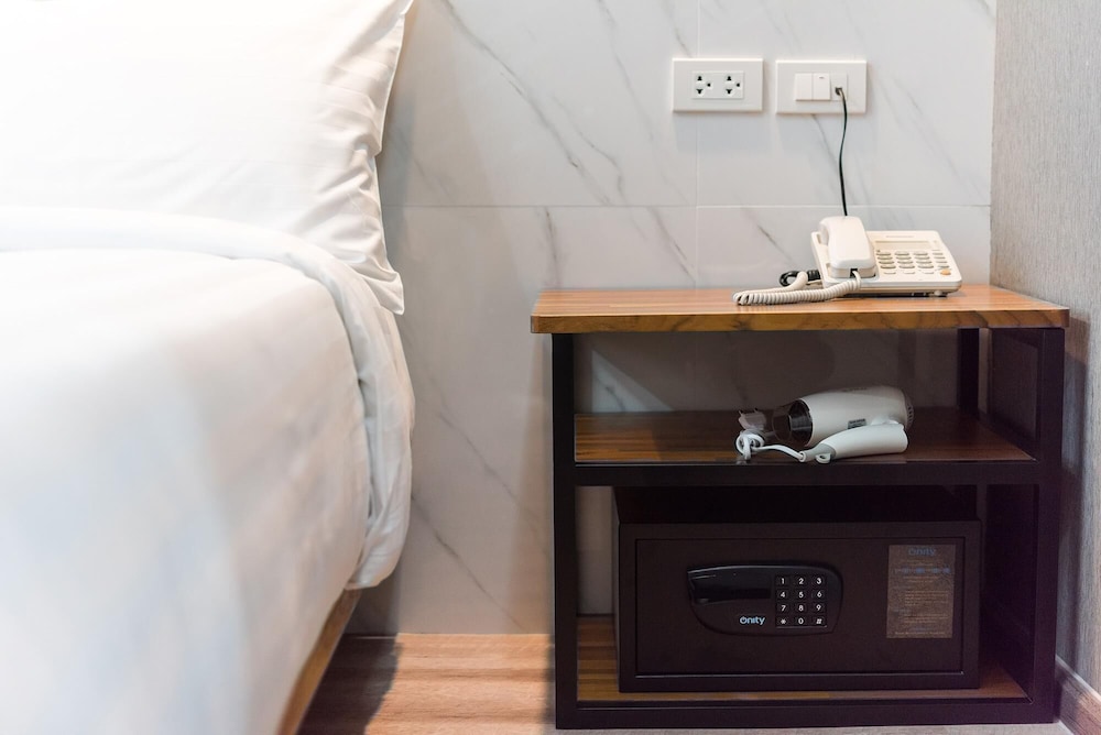 Bangkok City Link Hotel 40/40