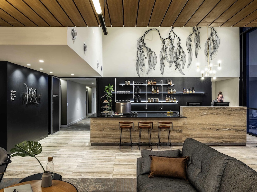 Mercure Sydney Rouse Hill 55/67