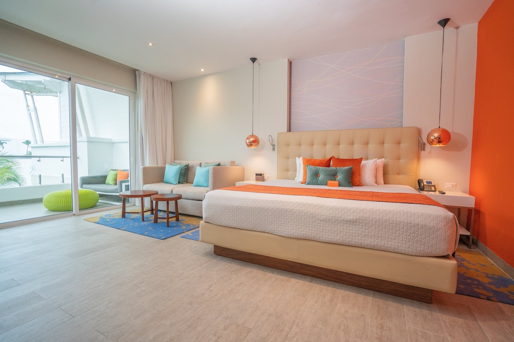 NEST, SUITE