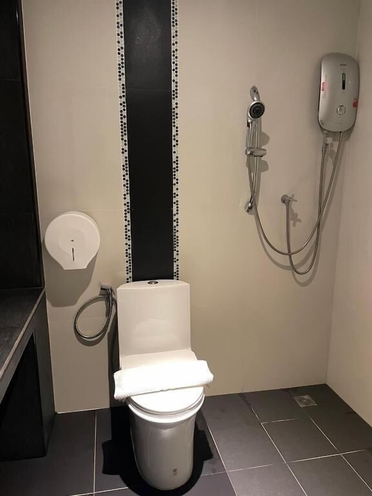 Azz Hotel 36/43