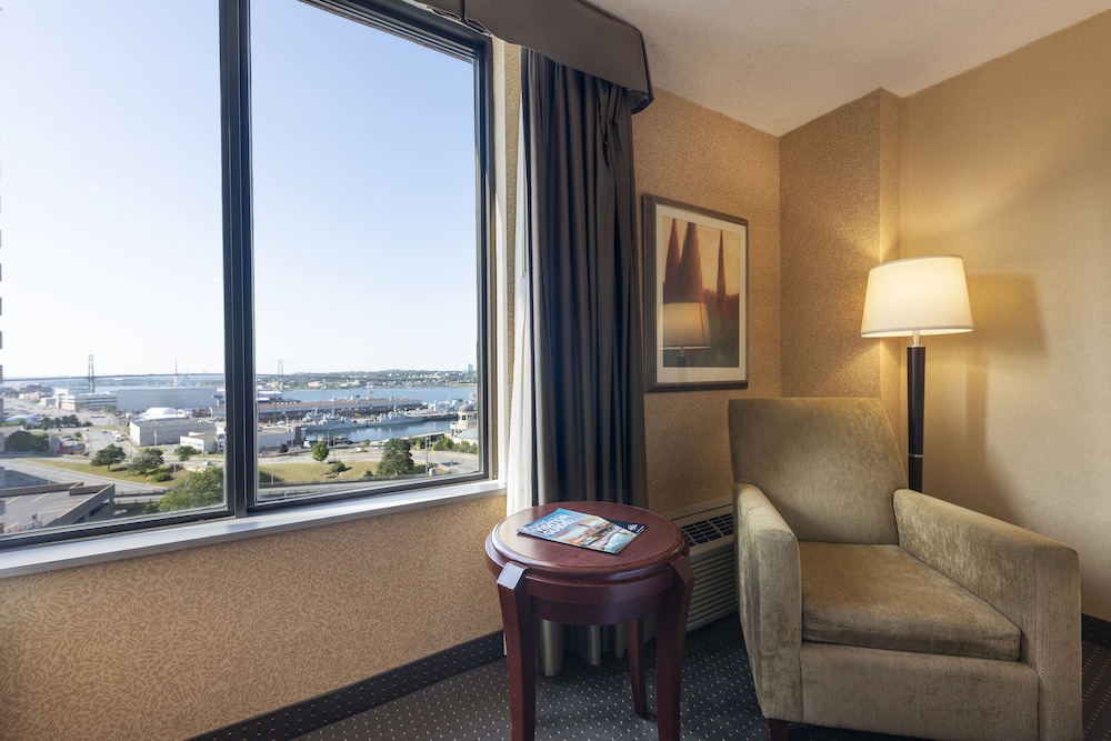 Hotel Halifax 15/28