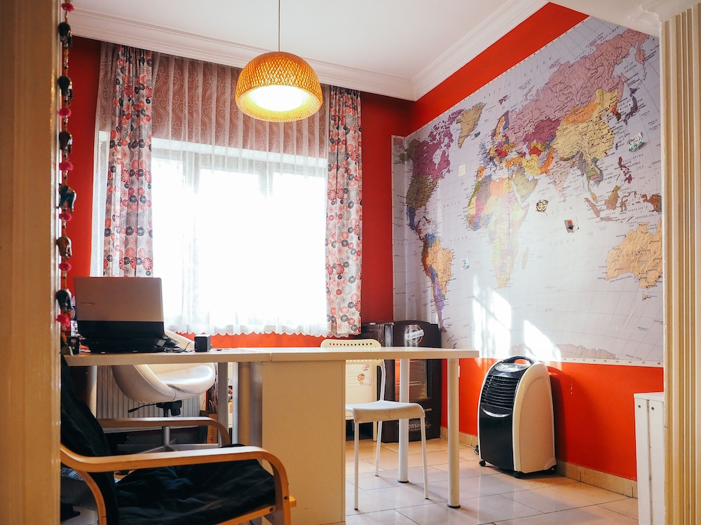 Deeps Hostel 35/44