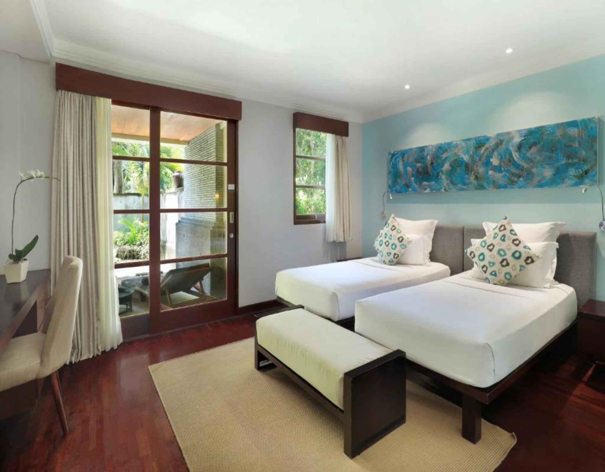 3 Bedrooms, Suite, Apartment, 1 King and 4 Single Beds, Terrace