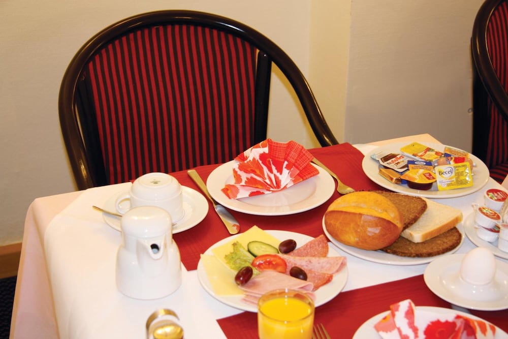 Centro Hotel Royal 27/33