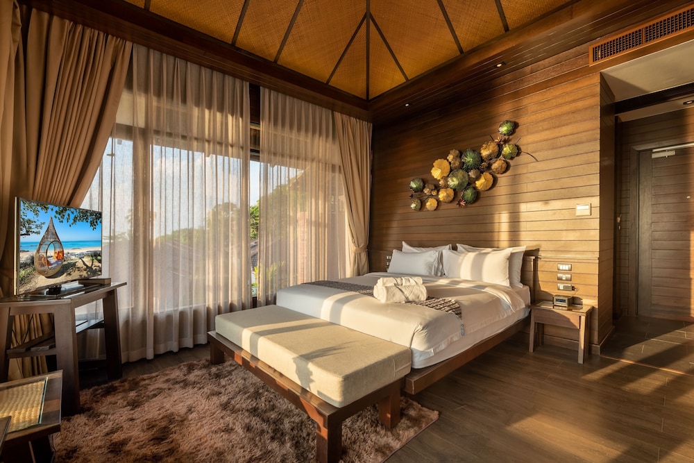 Nirvana Beach Resort and Spa 11/50