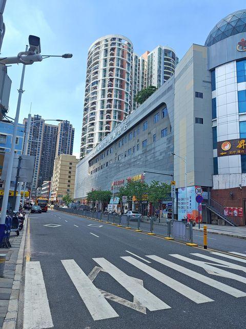 Lavande Hotel (Shenzhen Longgang Henggang Metro Station) 47/53