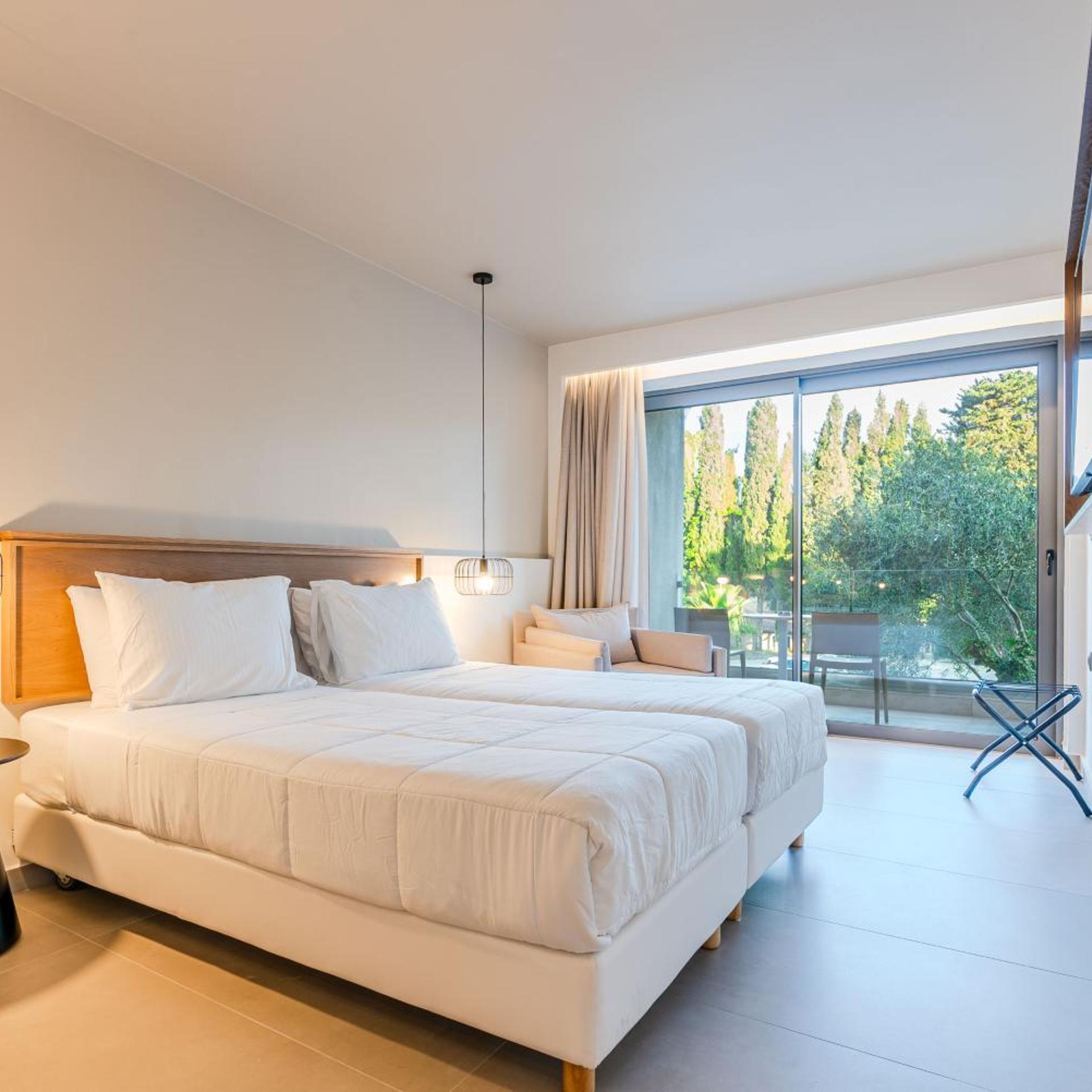 Executive, Garden View