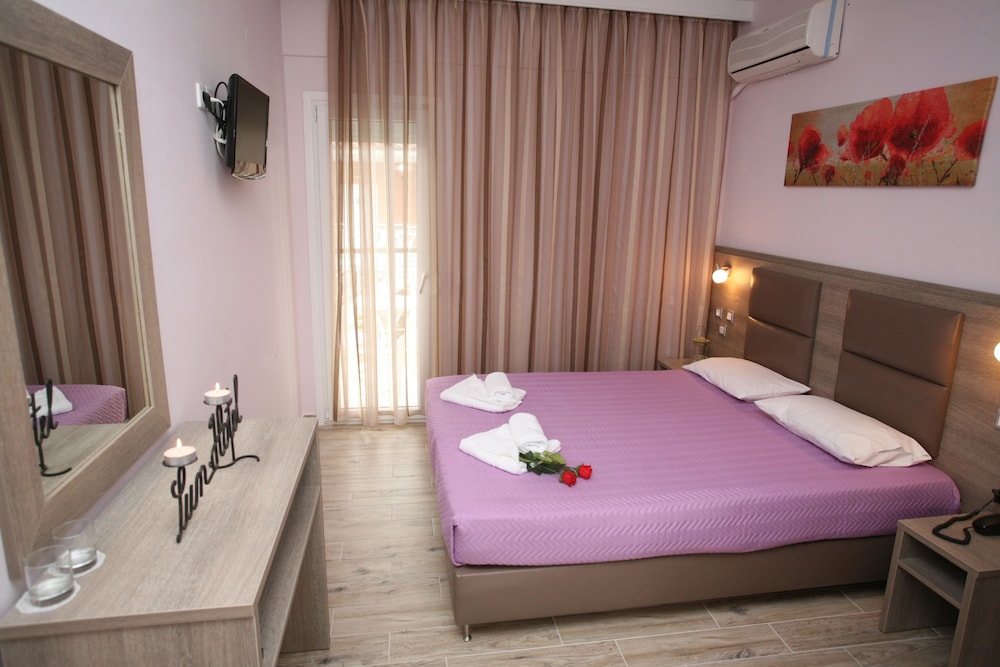 SUN HOTEL 33/55