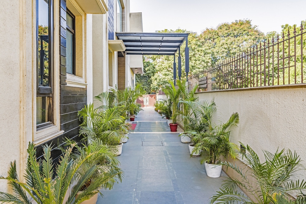 Royal Residence On Mg Road 21/26