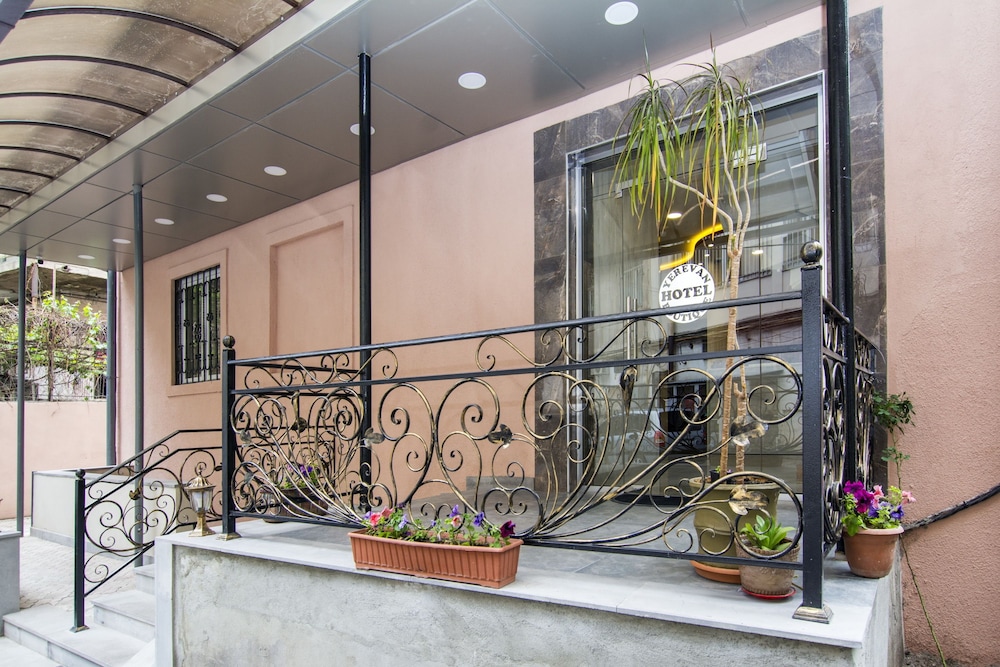 Yerevan Boutique Hotel 3/64